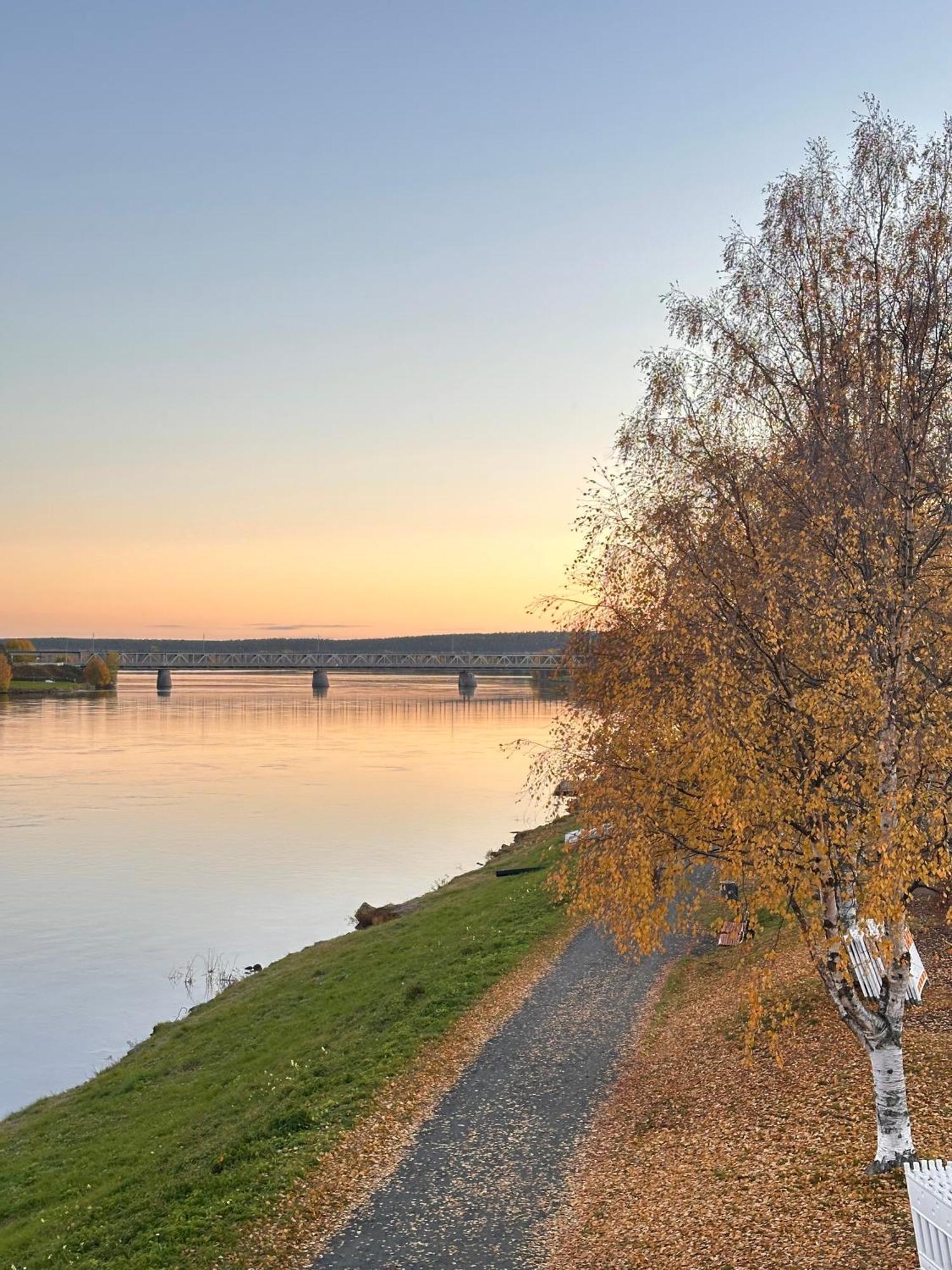 Modern Apartment In Heart Of Rovaniemi Exterior foto